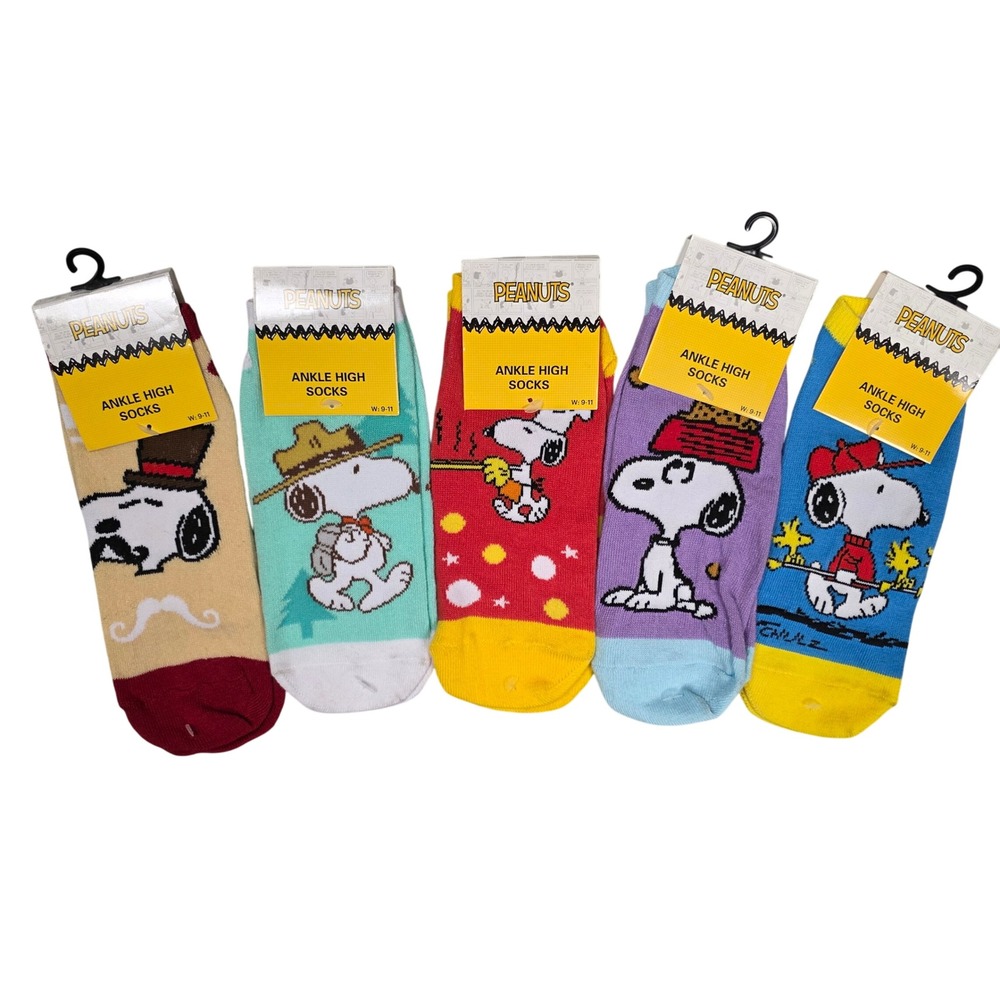 Peanuts Snoopy Ankle High Socks 5-Pack Women Size 9-11 Multi-Color NEW Gift Set